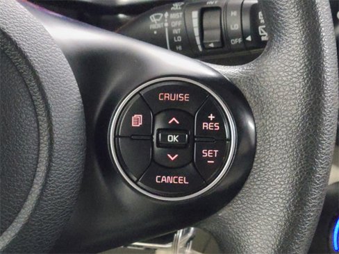Used 2022 Kia Soul LX image 29