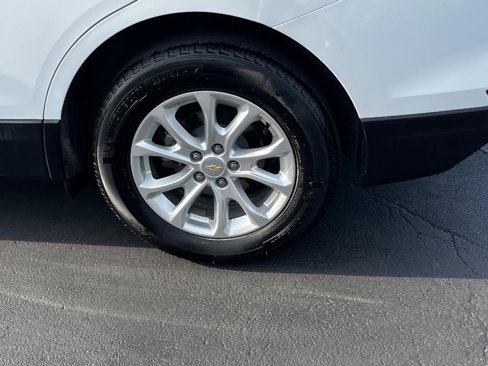 Used 2018 Chevrolet Equinox LS image 10