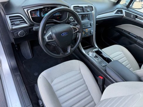 Used 2017 Ford Fusion S image 10