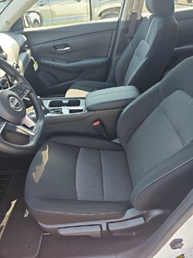 New 2025 Nissan Sentra SV image 5