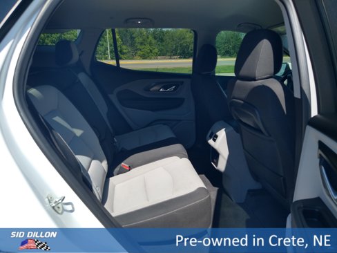 Used 2023 GMC Terrain SLE w/ Driver Convenience Package image 11
