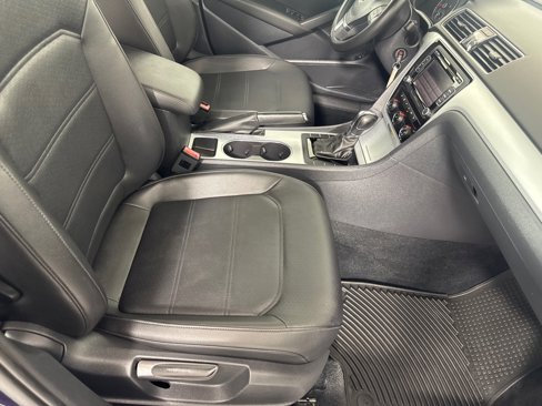 Used 2013 Volkswagen Passat 2.5 SE image 20