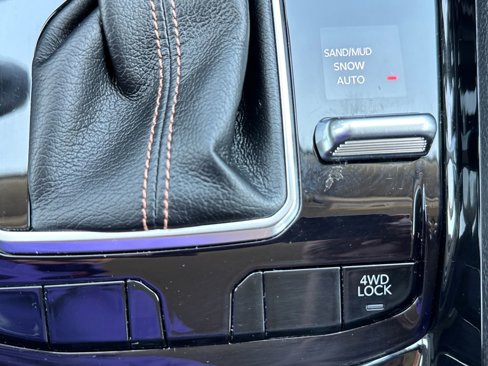 Certified 2022 Jeep Compass Limited image 31