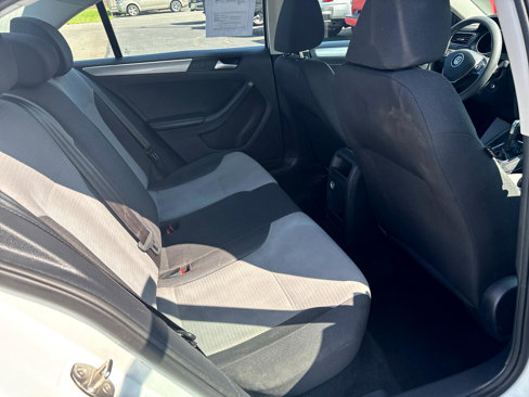 Used 2018 Volkswagen Jetta S image 18