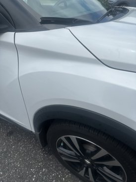 Used 2019 Nissan Kicks SR w/ SR Premium Package image 8
