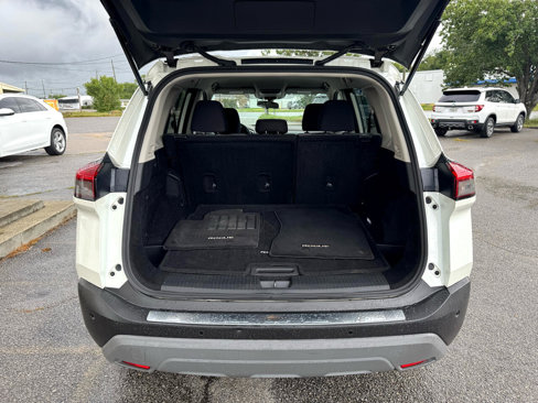 Used 2021 Nissan Rogue SV image 35