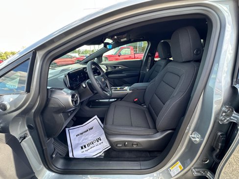 New 2025 Chevrolet Equinox EV LT w/ Comfort Package image 10
