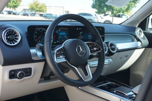 Certified 2023 Mercedes-Benz EQB 250+ image 10