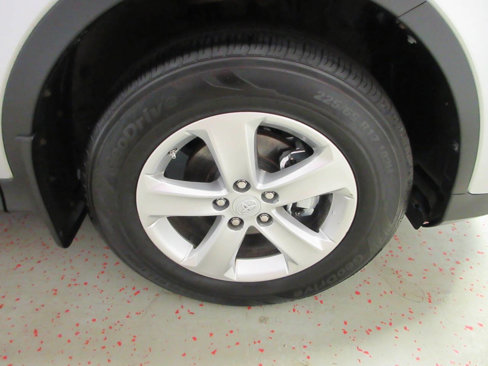 Used 2014 Toyota RAV4 XLE image 25