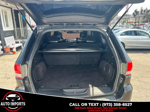 Used 2012 Jeep Grand Cherokee Laredo image 8