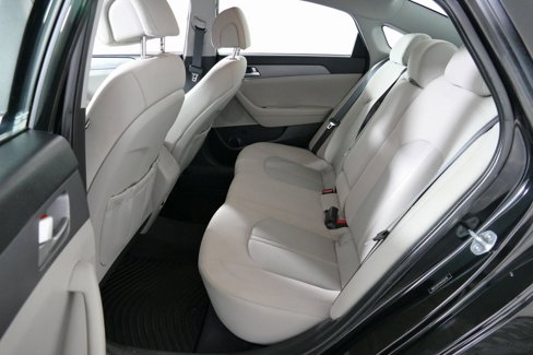 Used 2017 Hyundai Sonata SE image 27