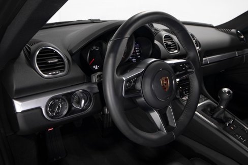 Used 2025 Porsche 718 Cayman image 22