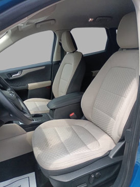 Used 2020 Ford Escape SE image 23