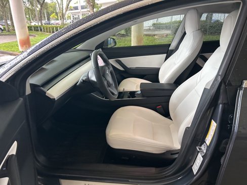 Used 2020 Tesla Model 3 Long Range image 5