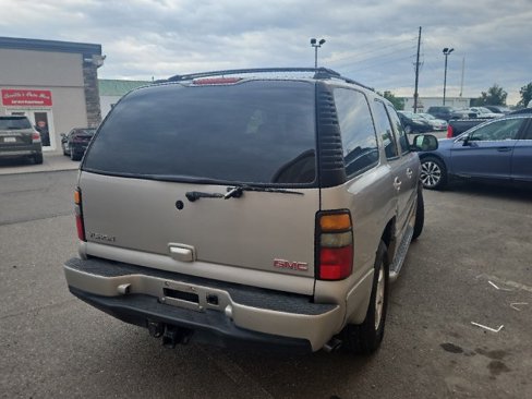 Used 2005 GMC Yukon Denali image 5