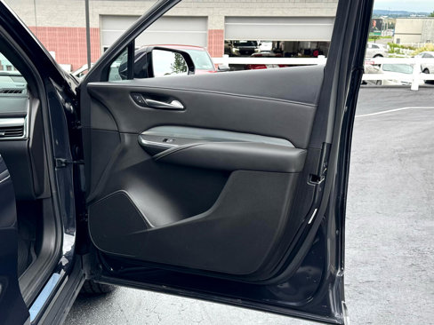 Used 2022 Cadillac XT4 Premium Luxury w/ Enhanced Visibility Package image 41