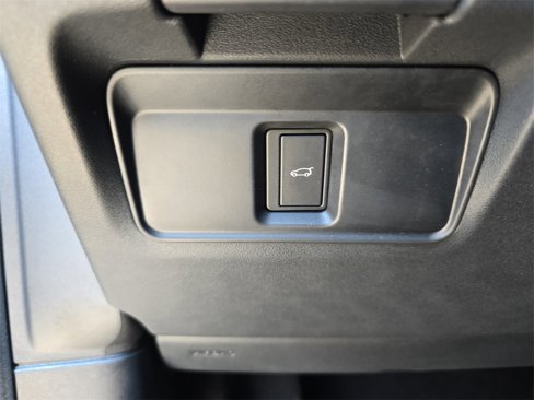 Used 2024 Land Rover Discovery Sport S image 26