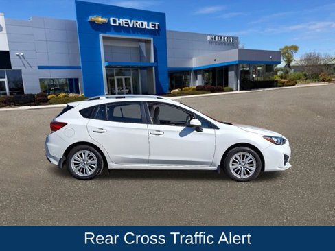 Used 2018 Subaru Impreza 2.0i Premium w/ Eyesight & BSD & Rcta image 10