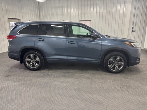 Used 2017 Toyota Highlander Limited image 10