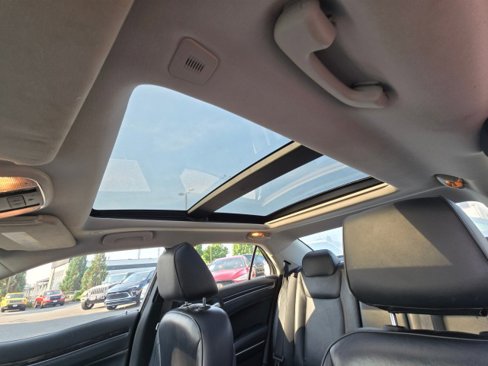 Used 2017 Chrysler 300 C w/ Safetytec Plus Group image 24