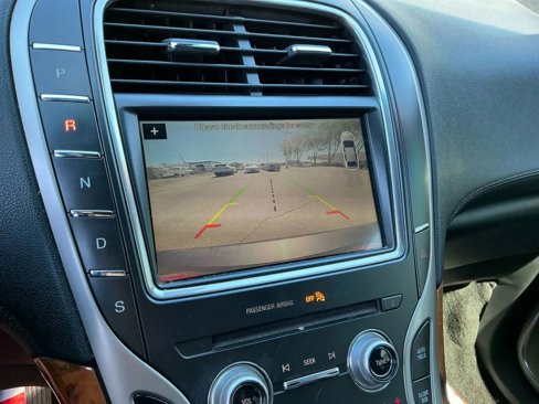 Used 2017 Lincoln MKX Reserve w/ Lincoln MKX Climate Package image 30