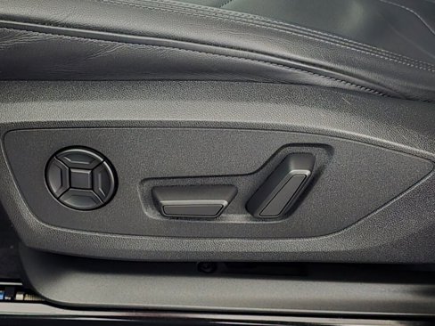Used 2022 Audi Q3 2.0T Premium w/ Convenience Package image 38