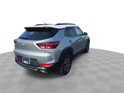 Certified 2023 Chevrolet TrailBlazer ACTIV w/ Convenience Package image 9