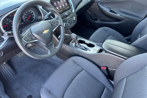Used 2024 Chevrolet Malibu LT image 4
