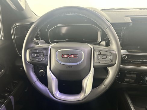 Used 2025 GMC Sierra 1500 Elevation w/ Preferred Package image 10