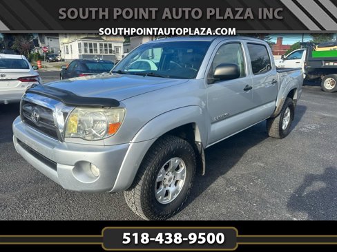 Used 2006 Toyota Tacoma PreRunner image 1