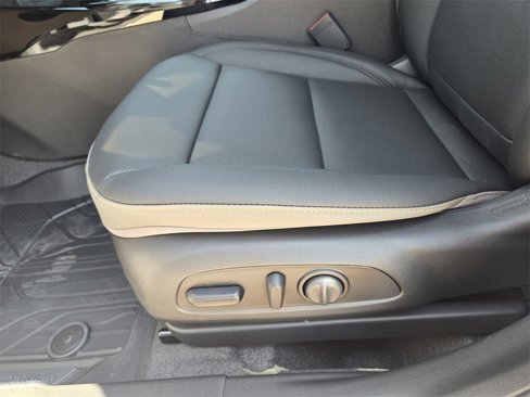 New 2025 Chevrolet Trax ACTIV w/ Driver Confidence Package image 13