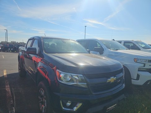 Used 2017 Chevrolet Colorado Z71 image 3