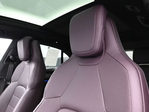 Certified 2024 Porsche Macan 4 Electric image 16