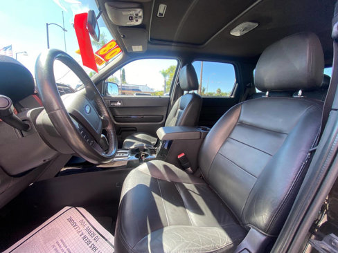 Used 2008 Ford Escape Limited image 16