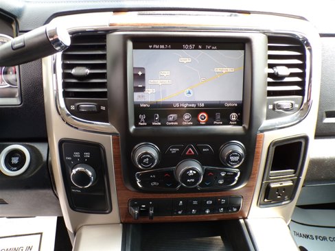 Used 2014 RAM 3500 Laramie image 35