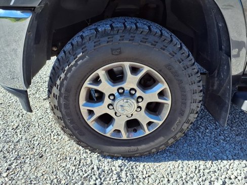 Used 2019 RAM 2500 Laramie image 39