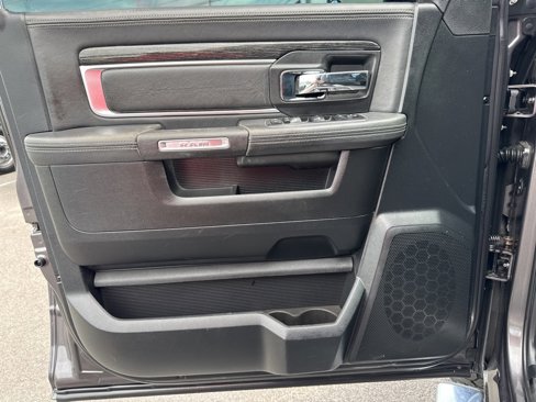 Used 2014 RAM 1500 Limited image 31