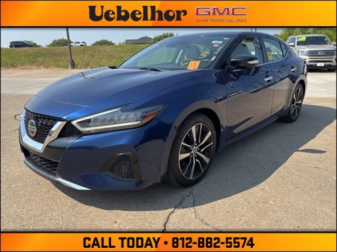 Used 2022 Nissan Maxima SV w/ Floor Mat Group image 1