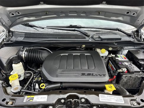 Used 2019 Dodge Grand Caravan GT image 23