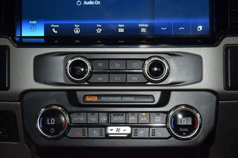 Used 2022 Ford F550 4x4 SuperCab Super Duty image 22