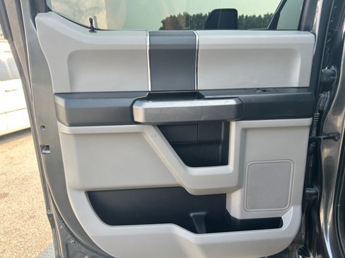 Used 2019 Ford F250 XLT w/ XLT Value Package image 16