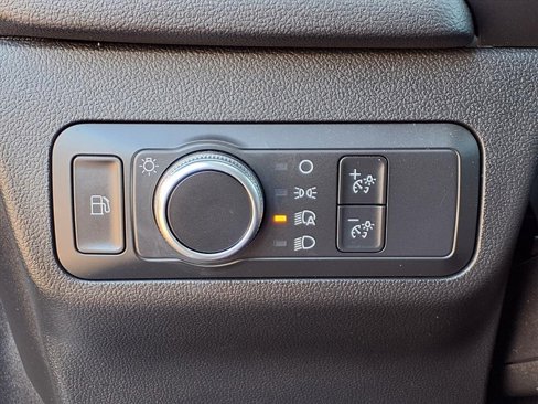 Used 2021 Ford Escape SE image 14
