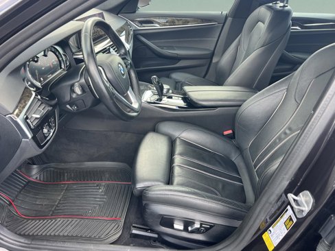 Used 2019 BMW 540i w/ Convenience Package image 33