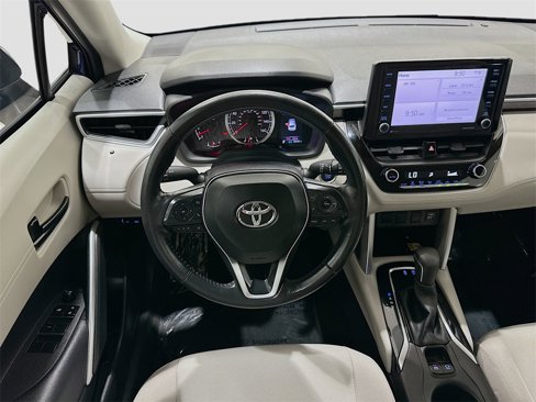 Used 2022 Toyota Corolla Cross LE image 21