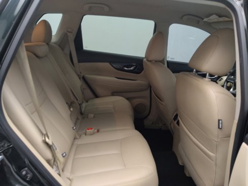 Used 2020 Nissan Rogue SL image 19