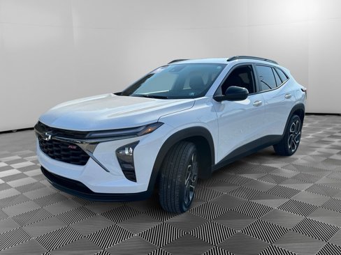 New 2025 Chevrolet Trax RS w/ Driver Confidence Package image 3
