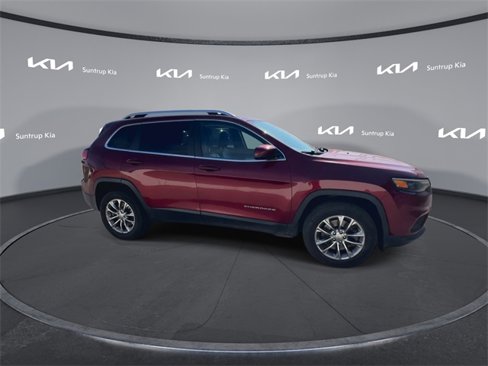 Used 2019 Jeep Cherokee Latitude Plus w/ Comfort/Convenience Group image 24