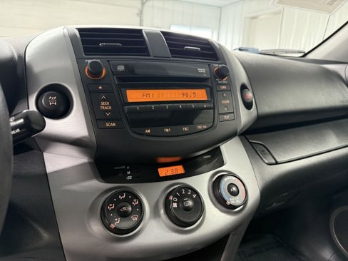 Used 2007 Toyota RAV4 Sport image 16