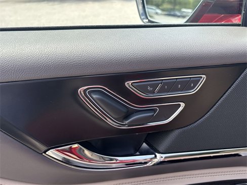 Used 2020 Lincoln Corsair Reserve image 12