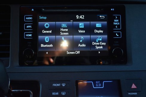 Used 2015 Toyota Sienna XLE image 21